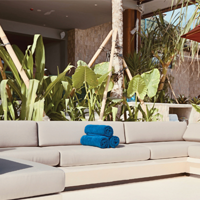 LAGOON SOFA (6 pax) MIN. SPEND IDR 4,000K++