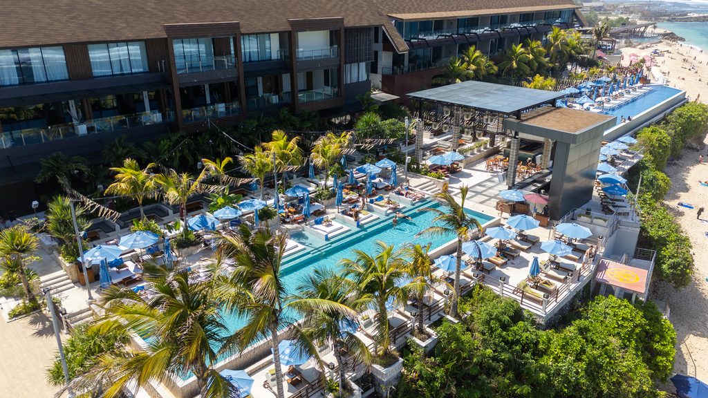 Full aerial view of White Rock Beach Club on Melasti Beach, Ungasan, Bali